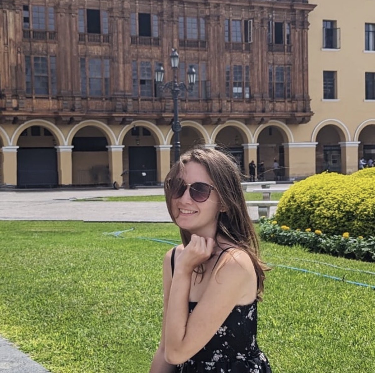 Alexa at a city plaza